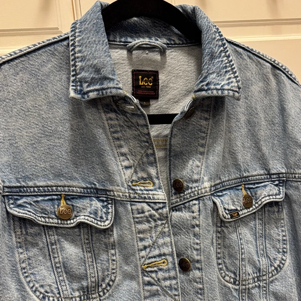 Lee Classic Blue Denim Jacket - Picture 3 of 5